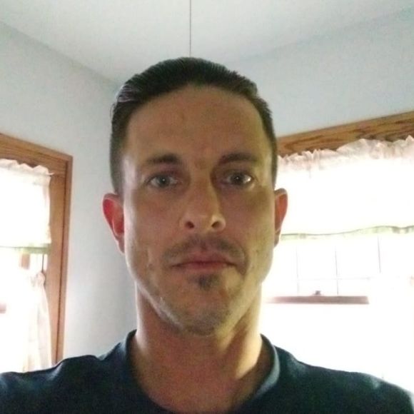 Meet your Posher, Daniel - Picture 1 of 1